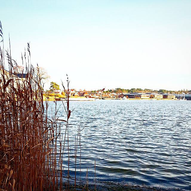 Utsikt över vattnet i Stenungsund.