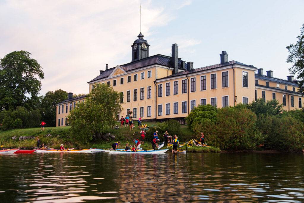 Vi tar en fikarast vid Ulriksdals slott i Edsviken