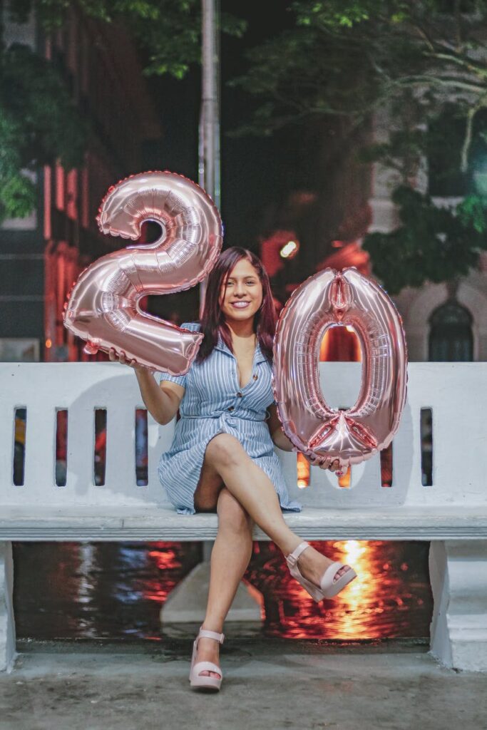 En kvinnas 20-års-firande.